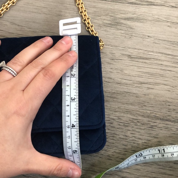 💵 👇Chanel WOC - auth details included - Picture 4 of 6